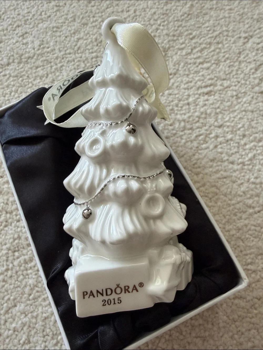 Limited Edition Pandora 2015  White Ceramic Christmas Tree Ornament